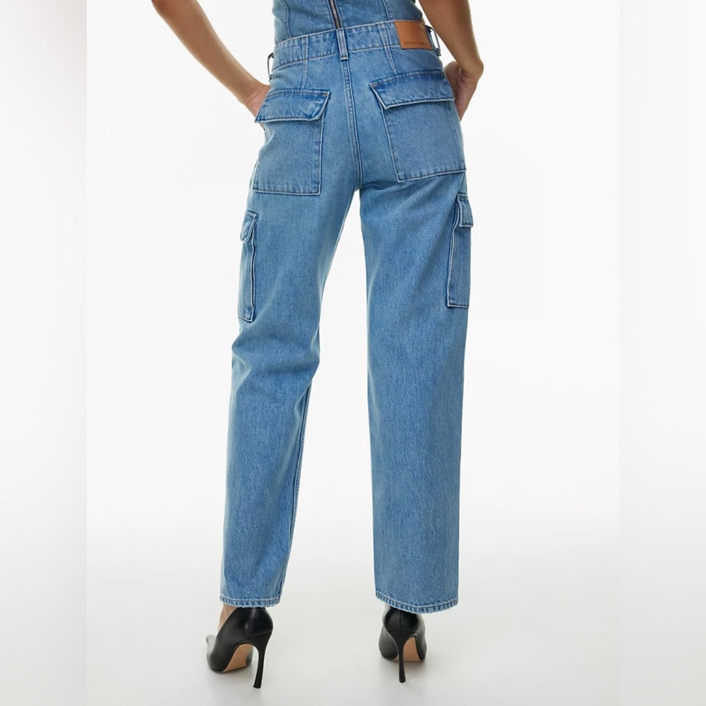 Aritzia NWT The 90’s Edie Lo-Rise Cargo Jean in 7Yrs Bleu Taboo